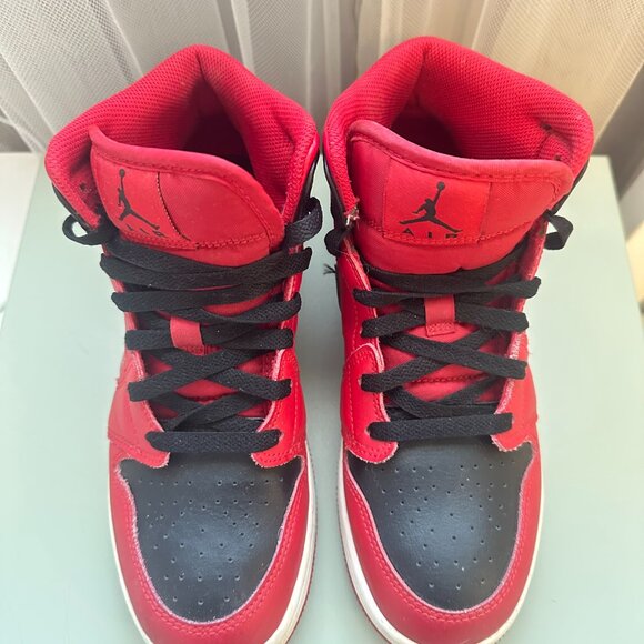 Jordan 1 Mid Reverse Bred Youth 6Y - Picture 3 of 8